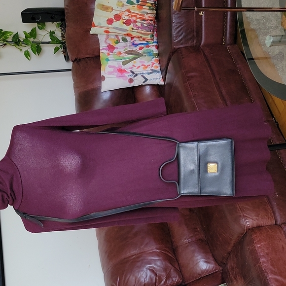 MCM Sling - Picture 11 of 13